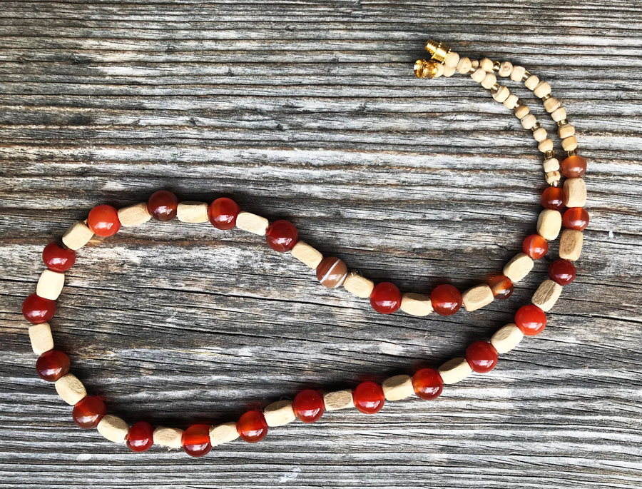 сердолик+туласи бусы сердолик + туласи бусы
