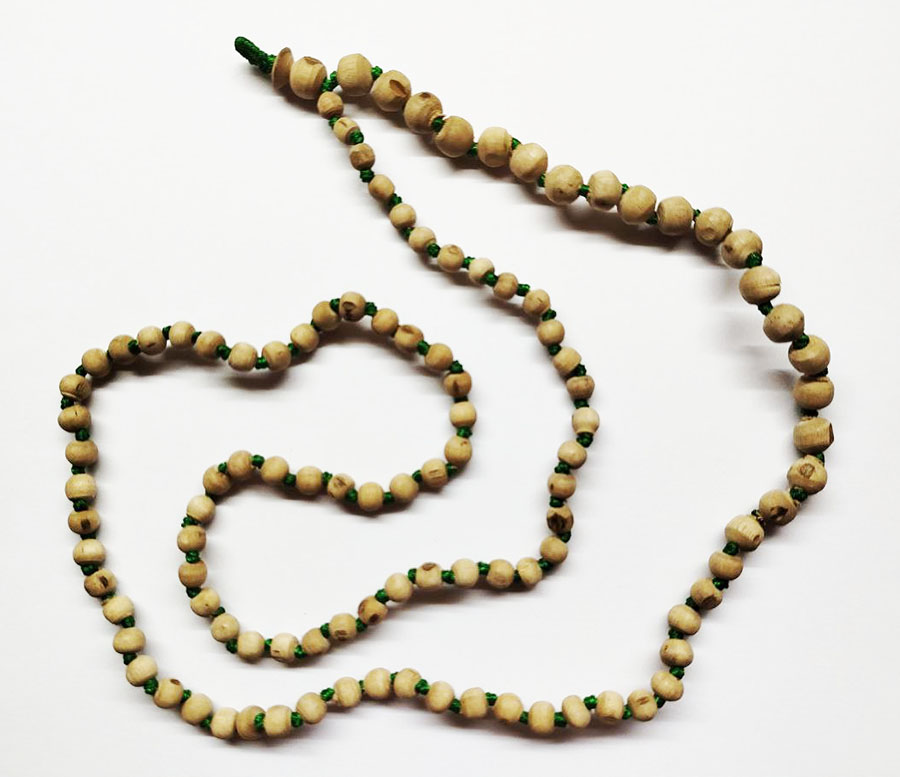 Есклюзівні Вервиці Туласі, шліфовані, на зеленій нитці. 108 намистин